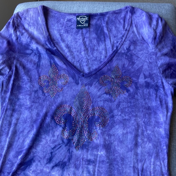 Sledge USA tee Large Short sleeve, purple with ⚜️⚜️⚜️ small stones. Tie-dyed. - Picture 2 of 3